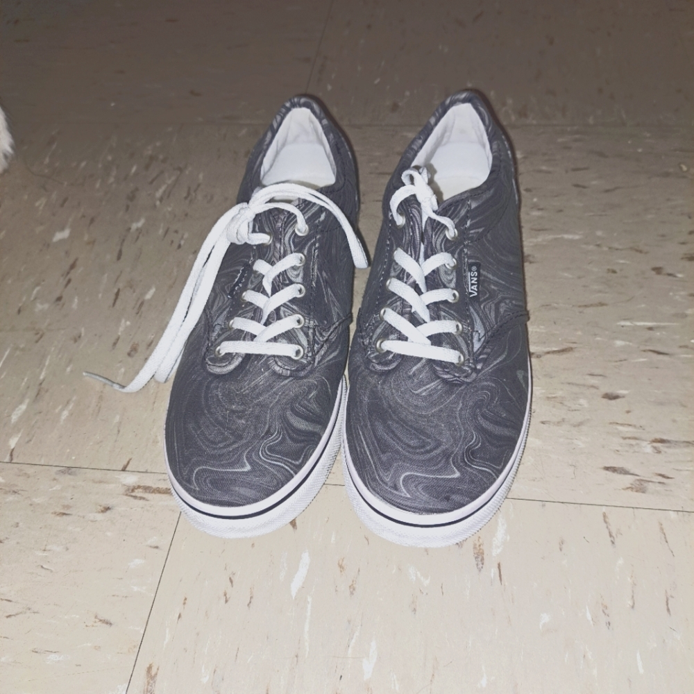 Used vans marble skaters